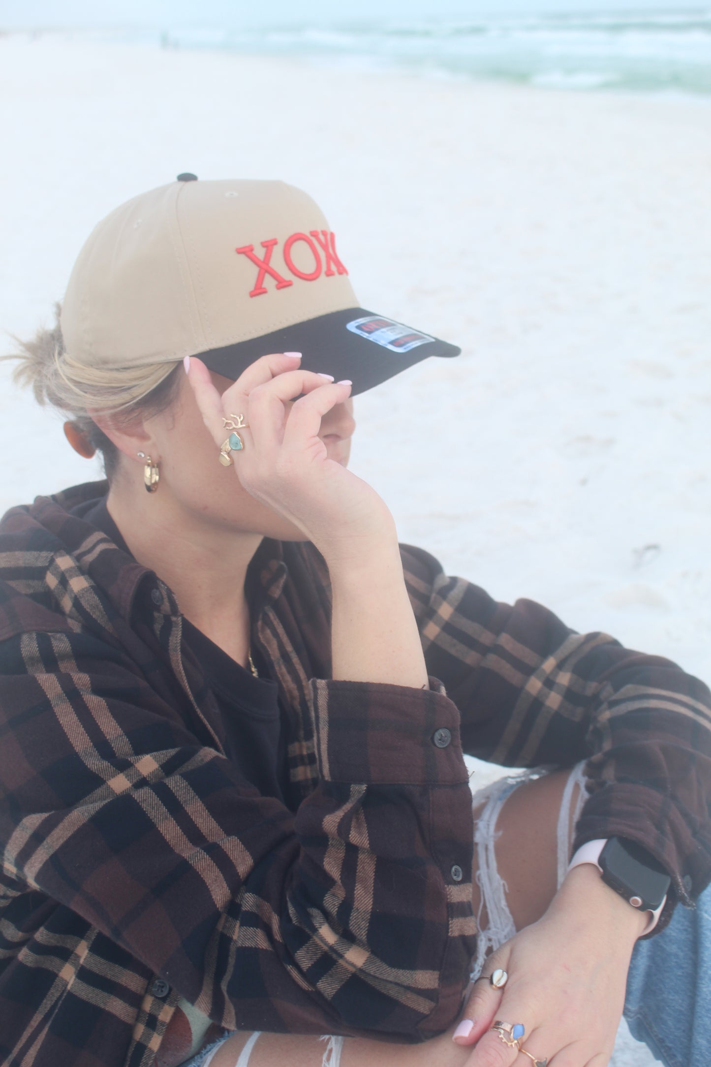 red "XOXO" puff embroidery two-tone canvas Otto 5 panel hat